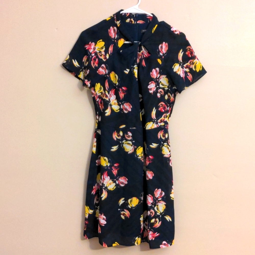 Banana Republic fitted floral dress